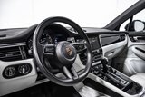 Certified 2022 Porsche Macan image 4