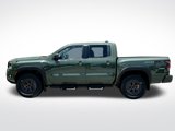 New 2025 Nissan Frontier PRO-4X image 3