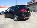 Used 2017 Hyundai Santa Fe SE image 3