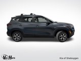 Used 2021 Kia Seltos EX image 3