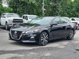 Used 2021 Nissan Altima 2.5 SR w/ SR Premium Package image 3