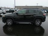 New 2025 Jeep Compass Limited image 4