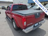 Used 2010 Nissan Frontier SE image 3