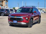 Used 2025 Chevrolet TrailBlazer LT image 2