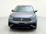 Used 2022 Volkswagen Tiguan SE image 2