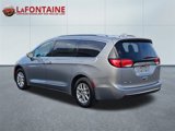 Certified 2020 Chrysler Pacifica Touring-L image 3