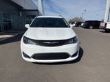 Used 2018 Chrysler Pacifica Touring-L Plus image 2