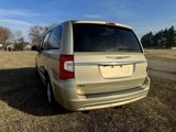 Used 2012 Chrysler Town & Country Touring-L w/ Entertainment Group #2 image 4