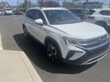 Certified 2022 Volkswagen Taos SEL image 5