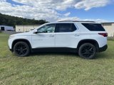 Used 2020 Chevrolet Traverse LT w/ Driver Confidence II Package image 4
