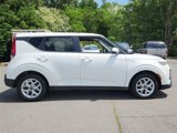 Used 2022 Kia Soul LX w/ Technology Package image 2