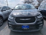 Used 2022 Chrysler Pacifica Touring-L image 2