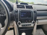 Used 2014 Toyota Camry LE image 3