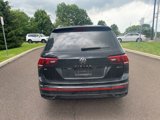 Used 2022 Volkswagen Tiguan SE R-Line image 5