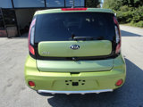 Used 2017 Kia Soul + image 5