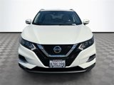 Used 2021 Nissan Rogue Sport SV image 2