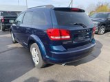 Used 2015 Dodge Journey SE w/ Flexible Seating Group image 2