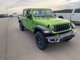 New 2025 Jeep Gladiator Sport image 3