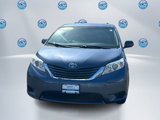 Used 2015 Toyota Sienna LE image 2