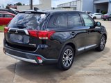 Used 2018 Mitsubishi Outlander SE image 3