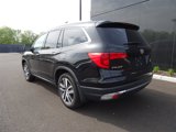 Used 2017 Honda Pilot Touring image 3