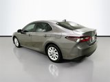 Used 2022 Toyota Camry LE image 5