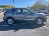 Used 2021 Nissan Rogue Sport SV image 2