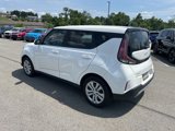 Certified 2023 Kia Soul LX image 4