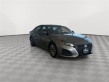 Used 2023 Nissan Altima 2.5 SV image 2