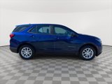 Used 2022 Chevrolet Equinox LS image 4