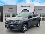 Used 2022 Jeep Compass Latitude image 2