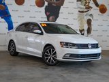Used 2017 Volkswagen Jetta SE image 2