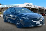 Used 2022 Toyota Camry SE image 2