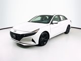 Used 2023 Hyundai Elantra SEL image 3