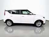 Used 2023 Kia Soul LX w/ Option Group 015 image 3