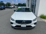 Used 2025 Volvo S60 B5 Core image 3