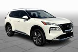 Used 2021 Nissan Rogue Platinum image 2