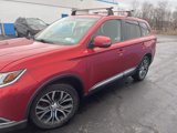 Used 2016 Mitsubishi Outlander SE image 2