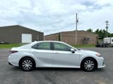 Used 2022 Toyota Camry LE image 5