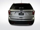 Used 2018 Ford Explorer XLT w/ Equipment Group 202A image 6