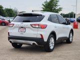 Used 2020 Ford Escape SE image 3