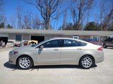 Used 2015 Ford Fusion SE image 4