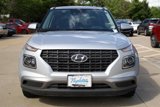 Used 2021 Hyundai Venue SE image 2