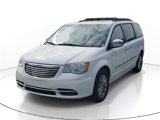 Used 2013 Chrysler Town & Country Touring-L w/ Driver Convenience Group image 2