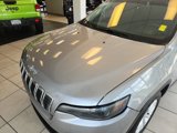 Used 2019 Jeep Cherokee Latitude w/ Popular Appearance Group image 4