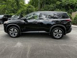 Used 2021 Nissan Rogue SV image 3