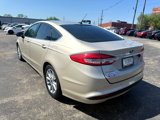 Used 2017 Ford Fusion SE w/ Fusion SE Technology Package image 3