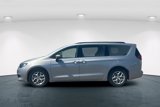 Used 2018 Chrysler Pacifica Touring w/ Tire & Wheel Group image 3