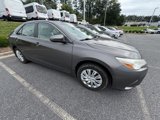 Used 2017 Toyota Camry LE image 2