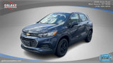 Used 2018 Chevrolet Trax LS image 2